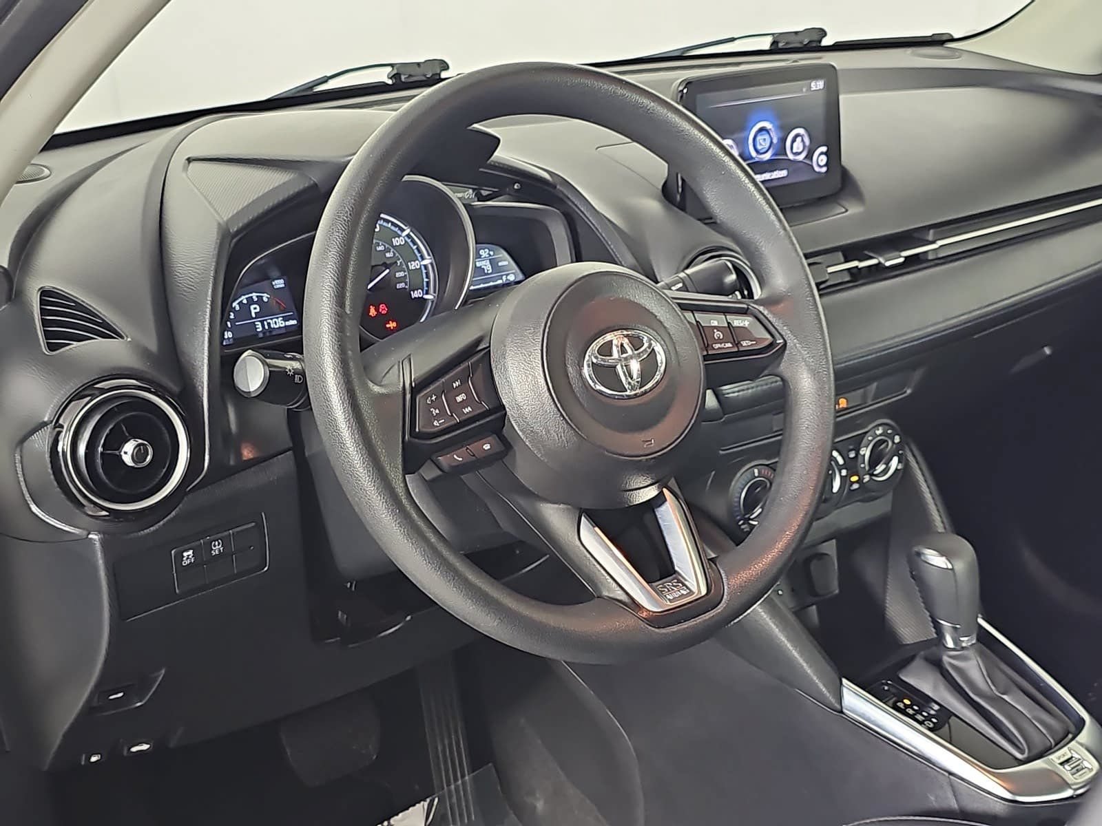 Used 2019 Toyota Yaris LE FWD image 15