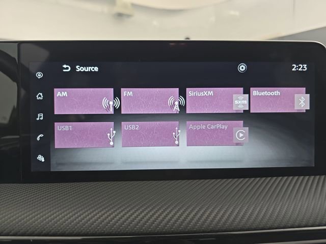 Used 2025 Nissan Kicks SR image 28