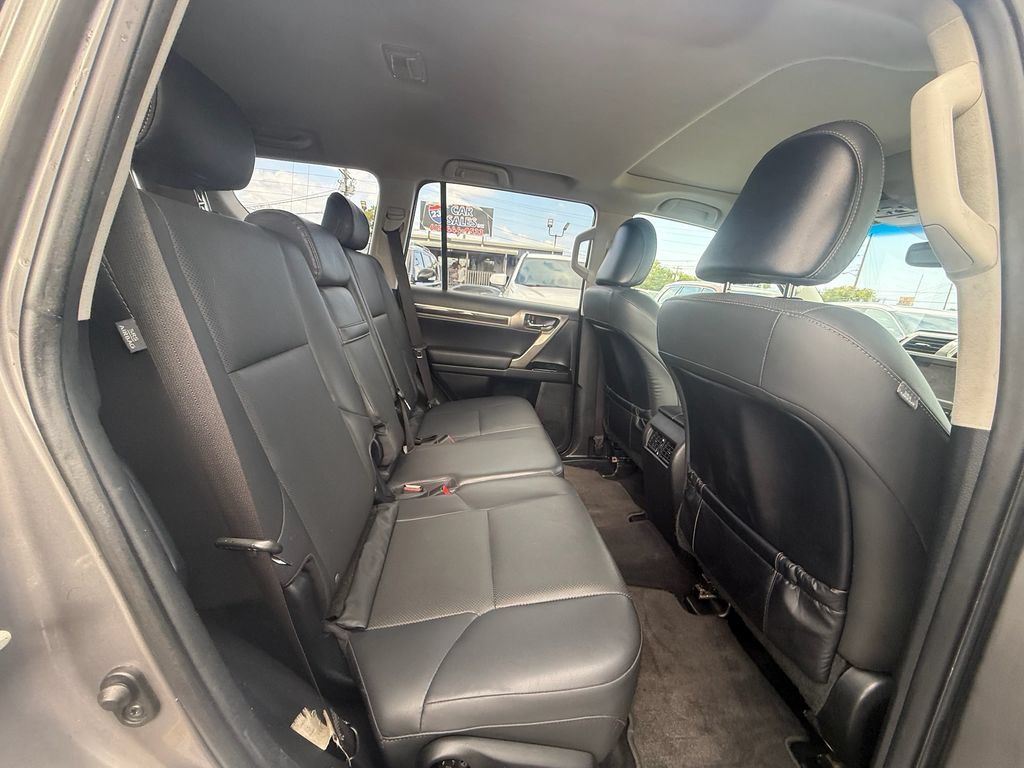 Used 2014 Lexus GX 460 AWD/4WD image 21