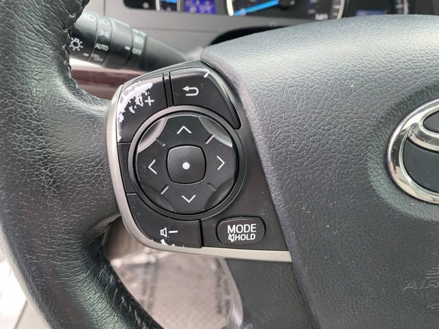 Used 2014 Toyota Camry XLE w/ Leather Package FWD image 20