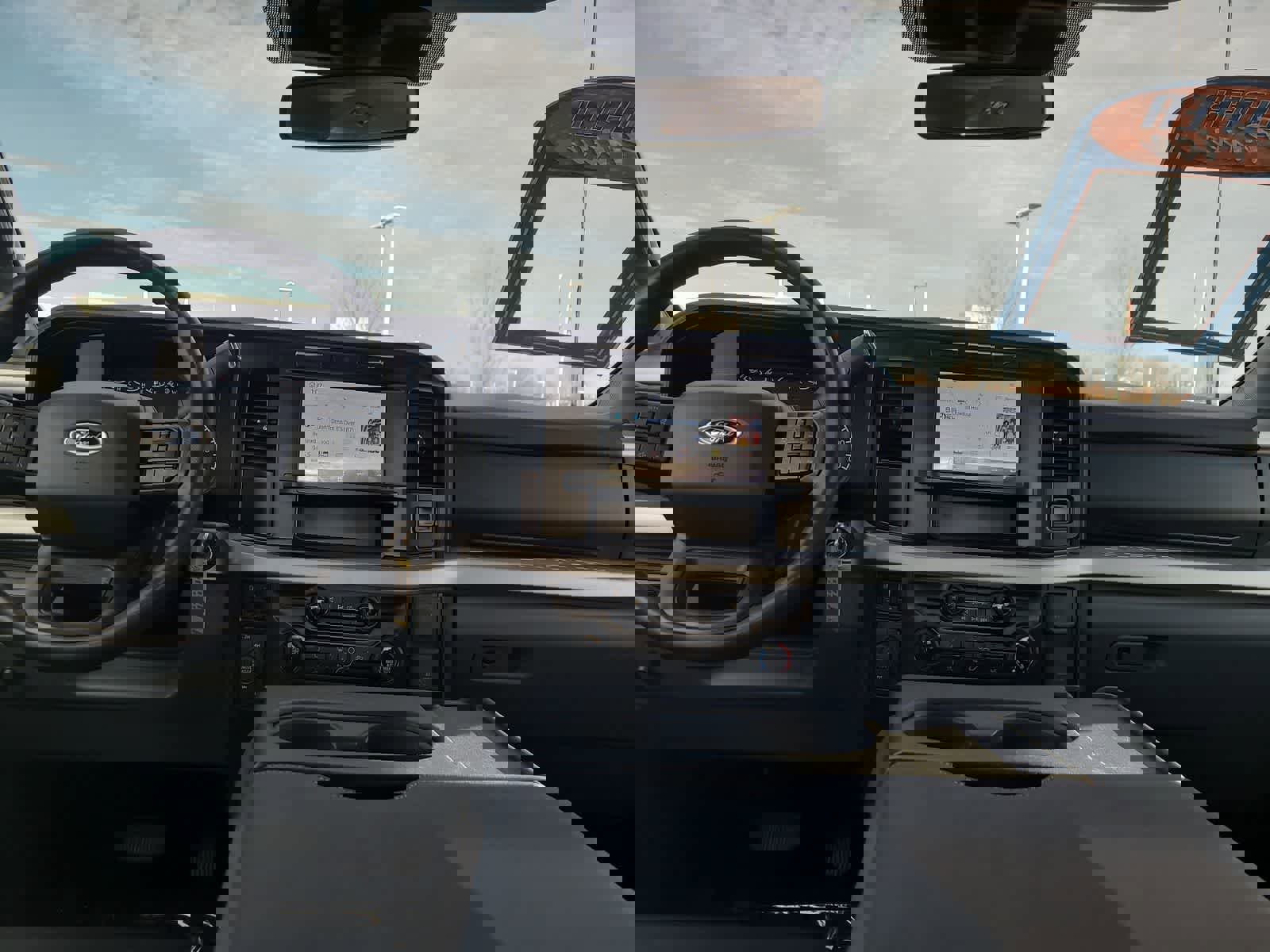 Used 2023 Ford F350 XLT image 18