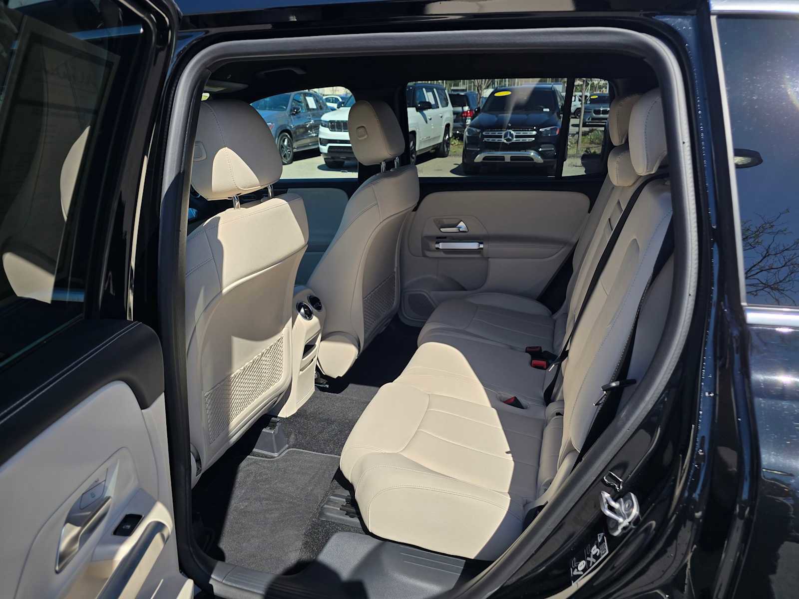 Used 2026 Mercedes-Benz GLB 250 image 18