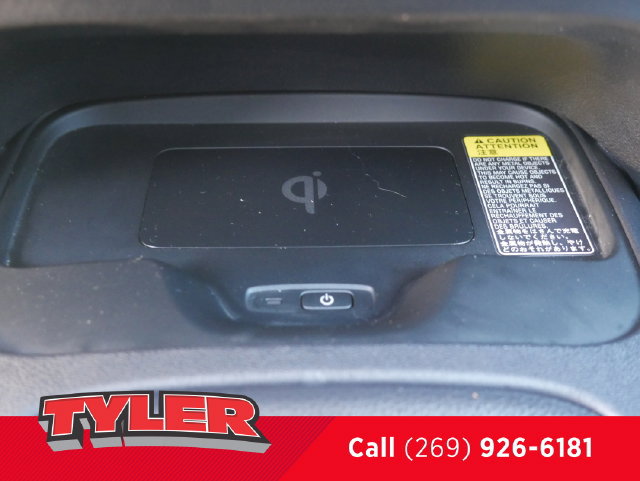 Used 2025 Toyota Corolla LE w/ LE Premium Package FWD image 31