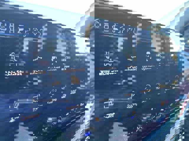 New 2026 Chevrolet Traverse Z71 w/ Driver Confidence Package image 14