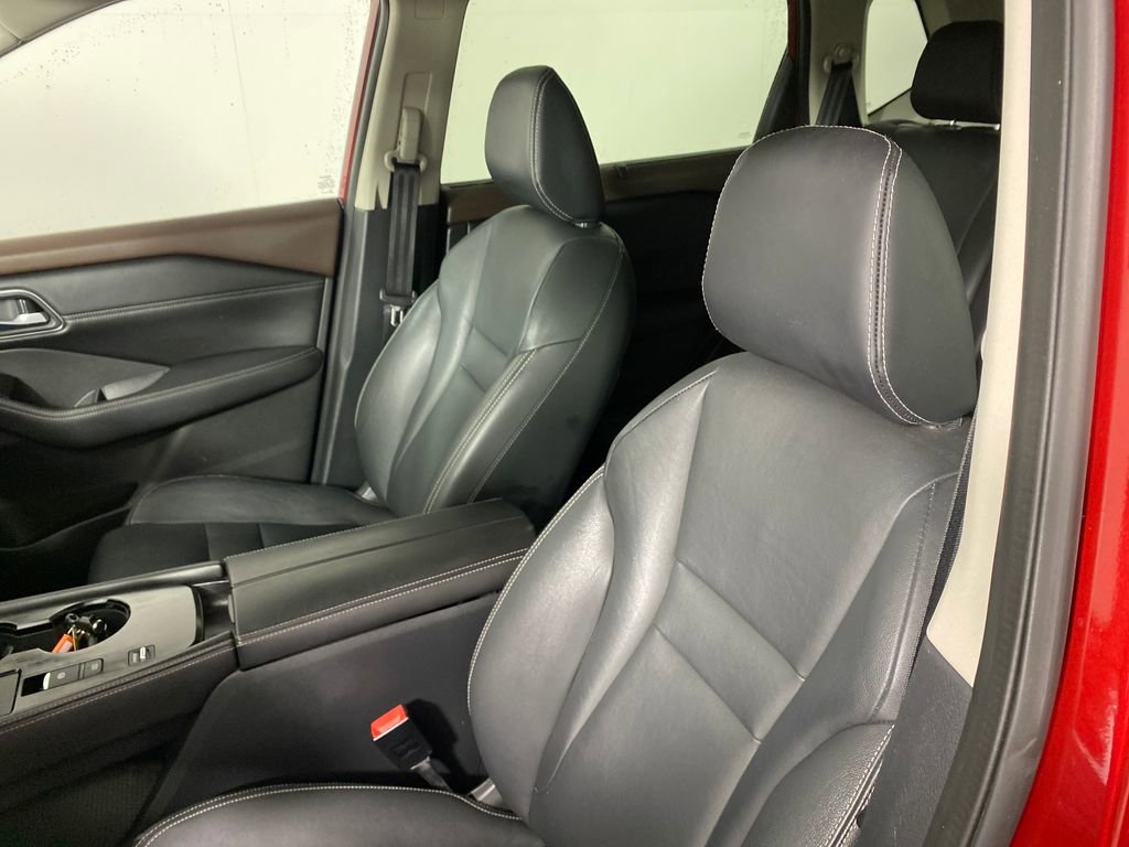 Used 2021 Nissan Rogue SL image 9