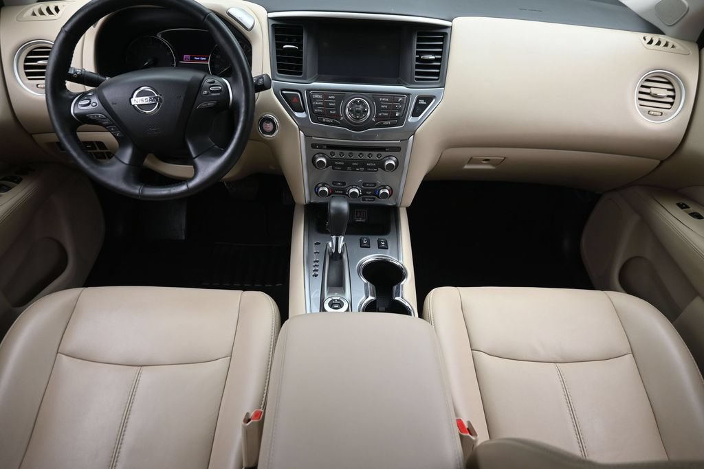 Used 2019 Nissan Pathfinder SL w/ SL Premium Package AWD/4WD image 17