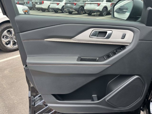 New 2027 Ford Explorer Active w/ Active Comfort Package AWD/4WD image 12