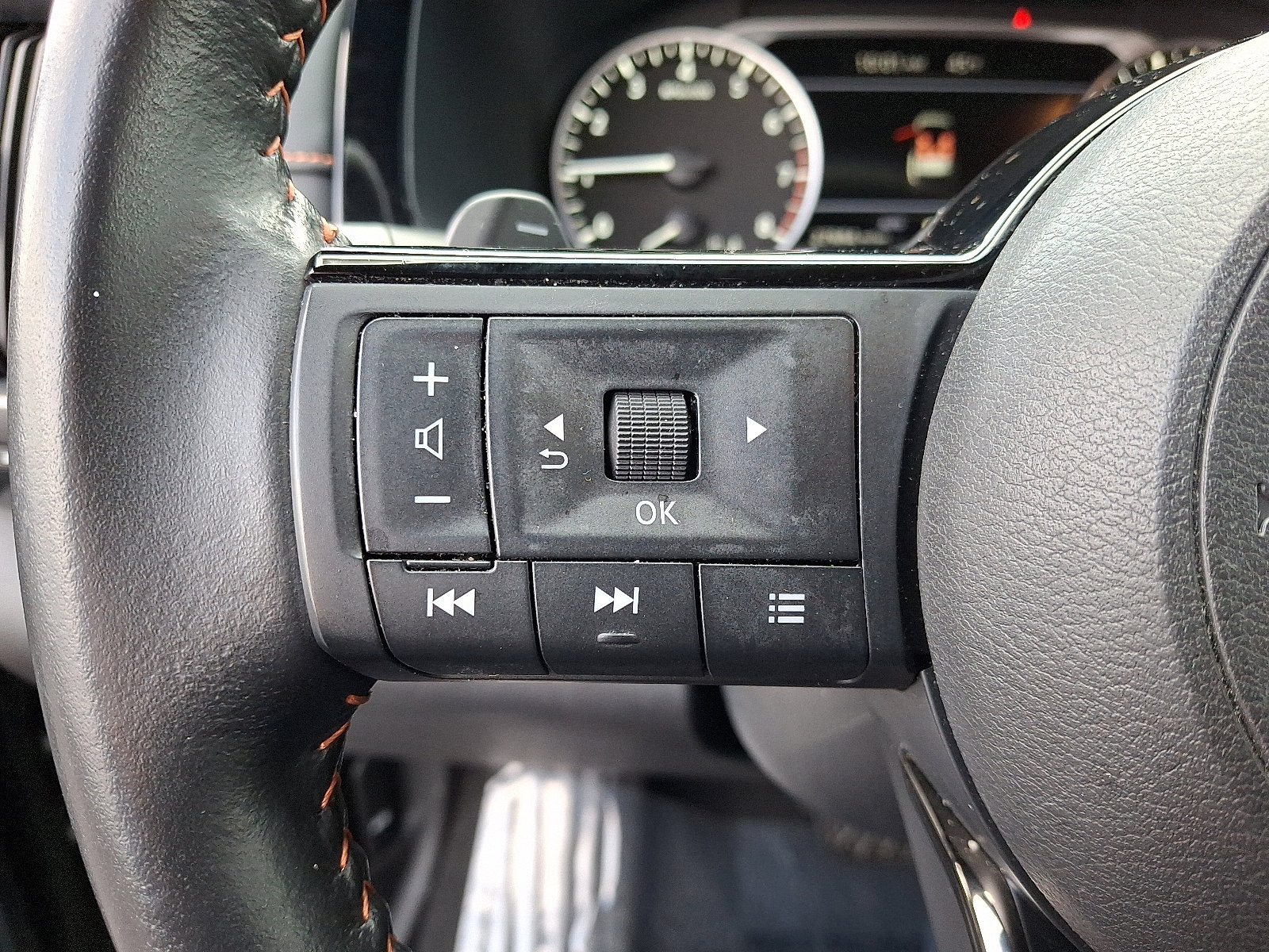 Certified 2023 Nissan Pathfinder Rock Creek image 20