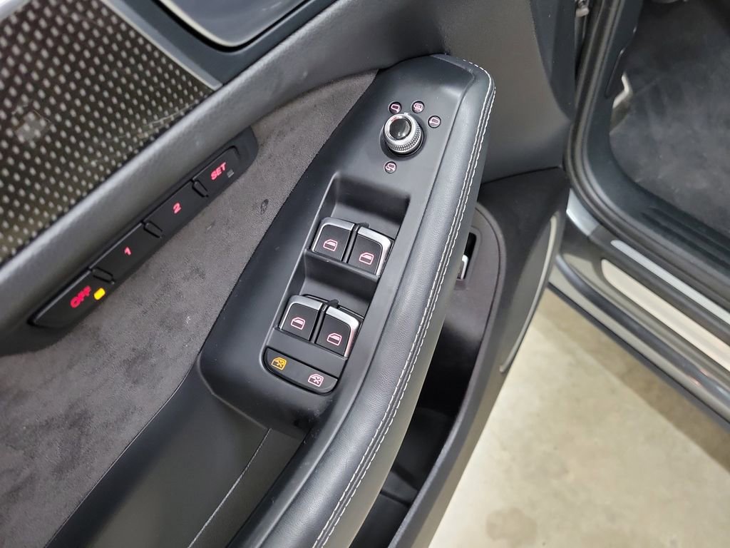 Used 2016 Audi SQ5 Premium Plus w/ Technology Package image 22