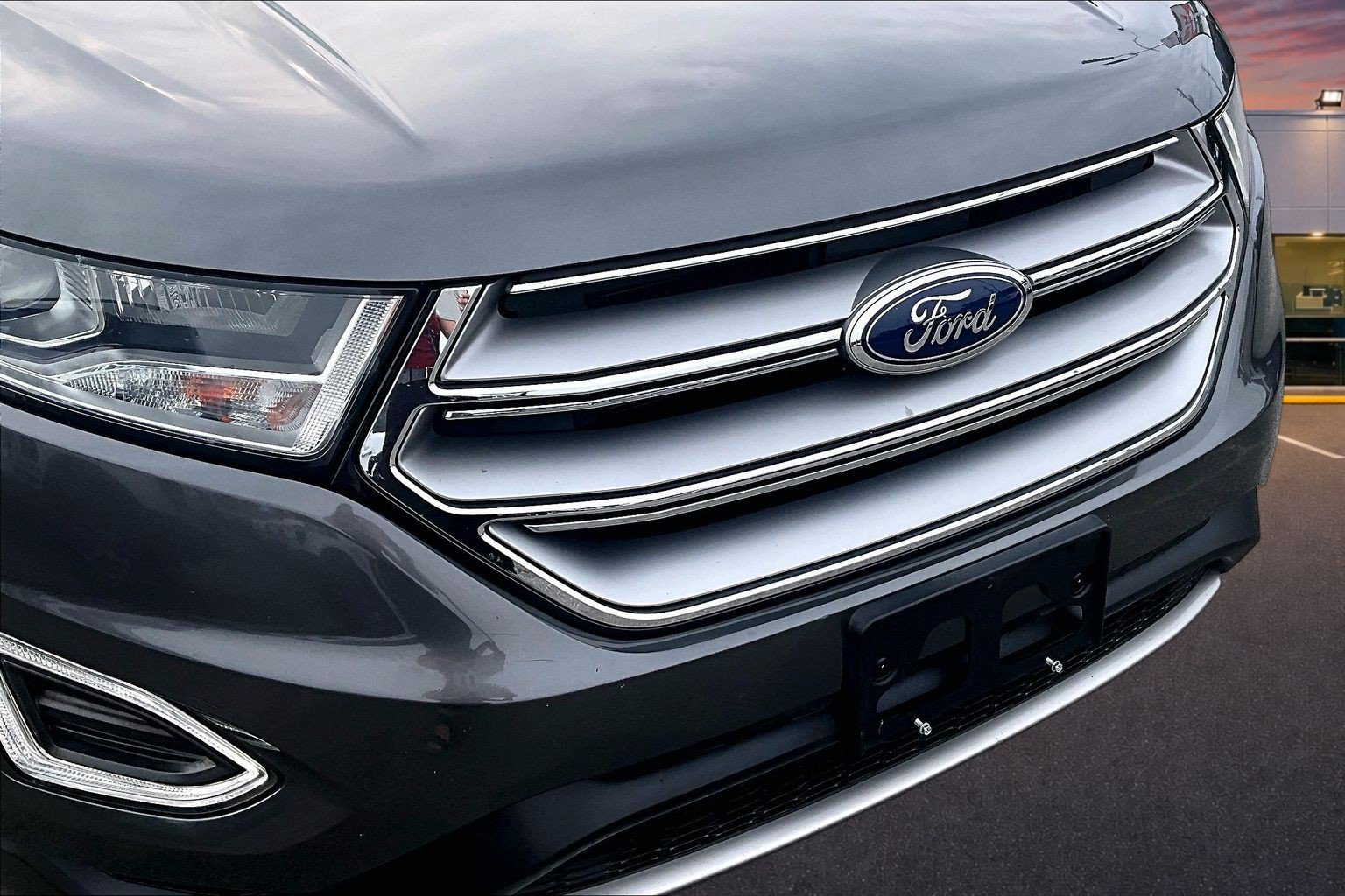 Certified 2018 Ford Edge SEL w/ Equipment Group 201A AWD/4WD image 28