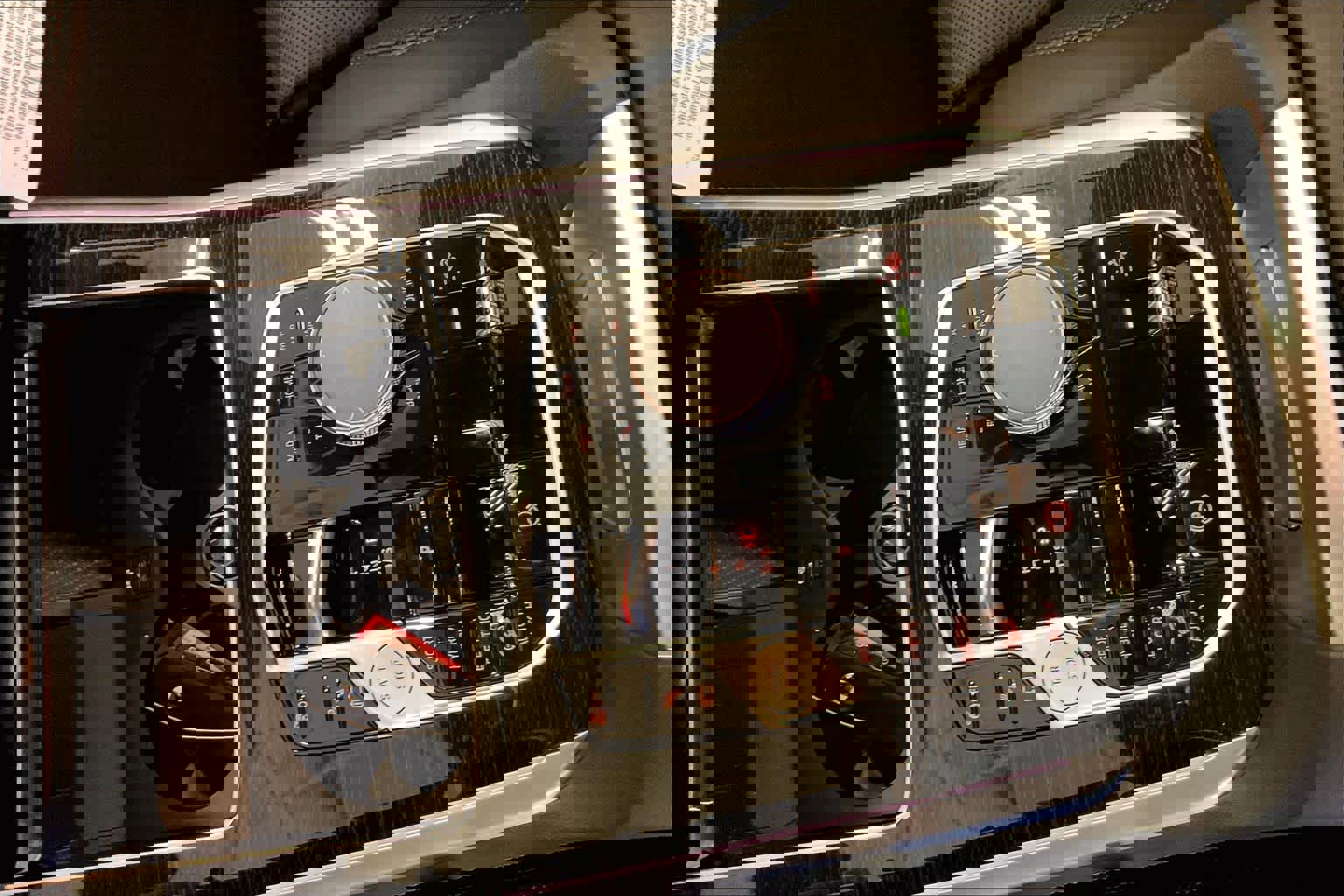 New 2026 BMW X5 xDrive50e image 7