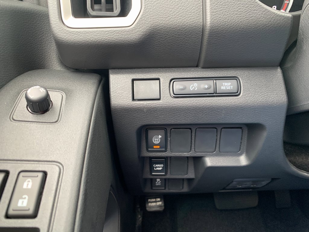 New 2026 Nissan Frontier PRO-4X w/ Pro-4x Convenience Package image 14