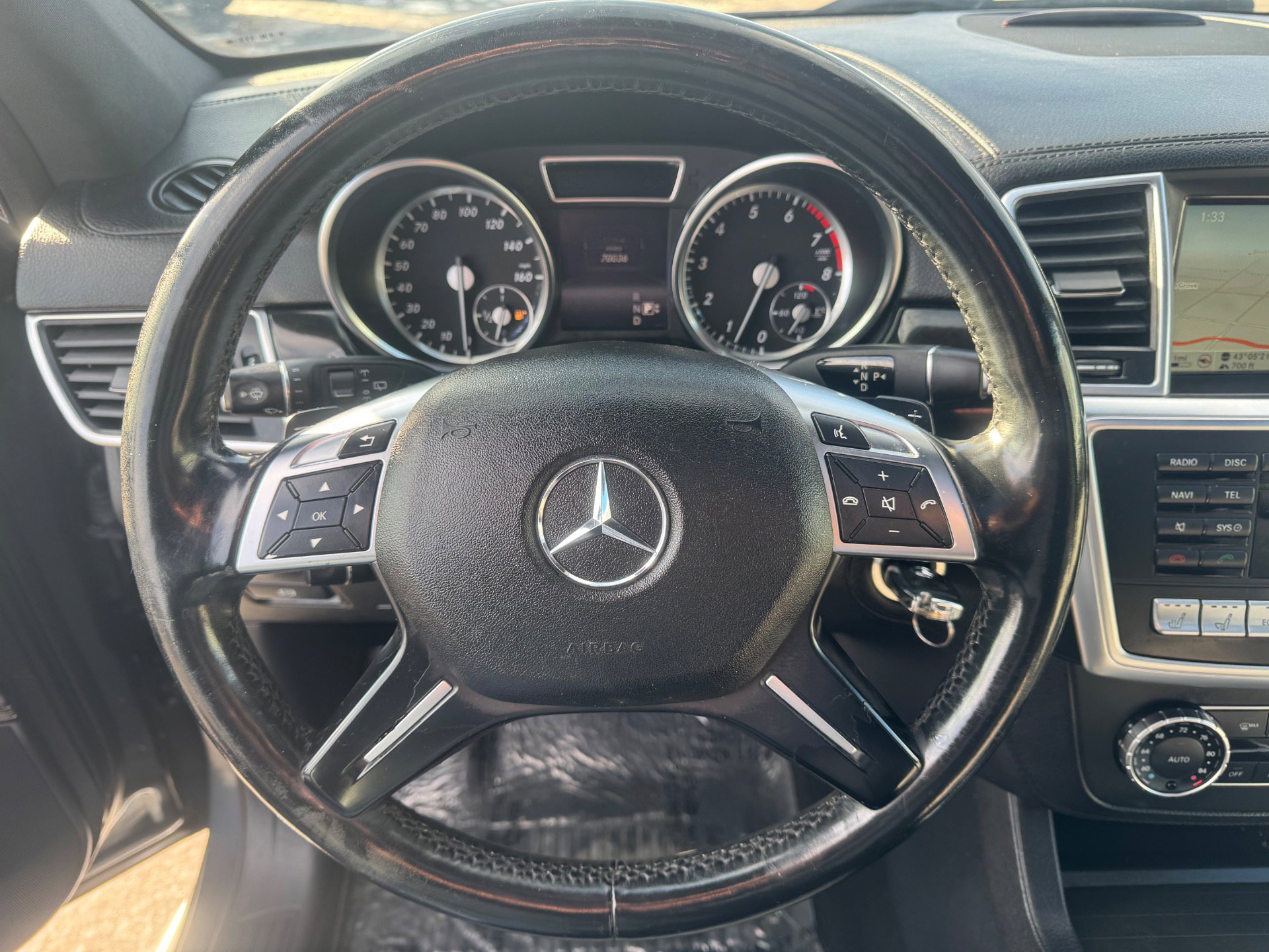 Used 2015 Mercedes-Benz ML 400 4-MATIC image 17