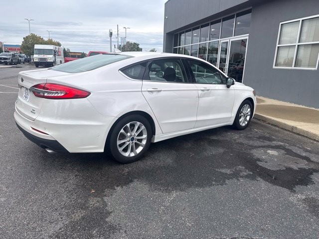 Used 2020 Ford Fusion SE FWD image 5