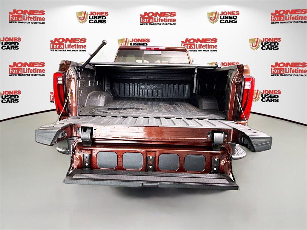Used 2024 GMC Sierra 2500 SLT w/ SLT Premium Package image 30
