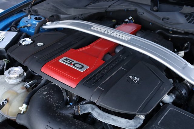 Used 2020 Ford Mustang GT Premium w/ Ford Safe & Smart Package image 9