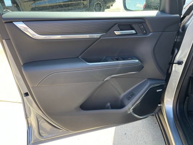 Certified 2026 GMC Acadia Elevation w/ LPO, Floor Liner Package FWD image 22