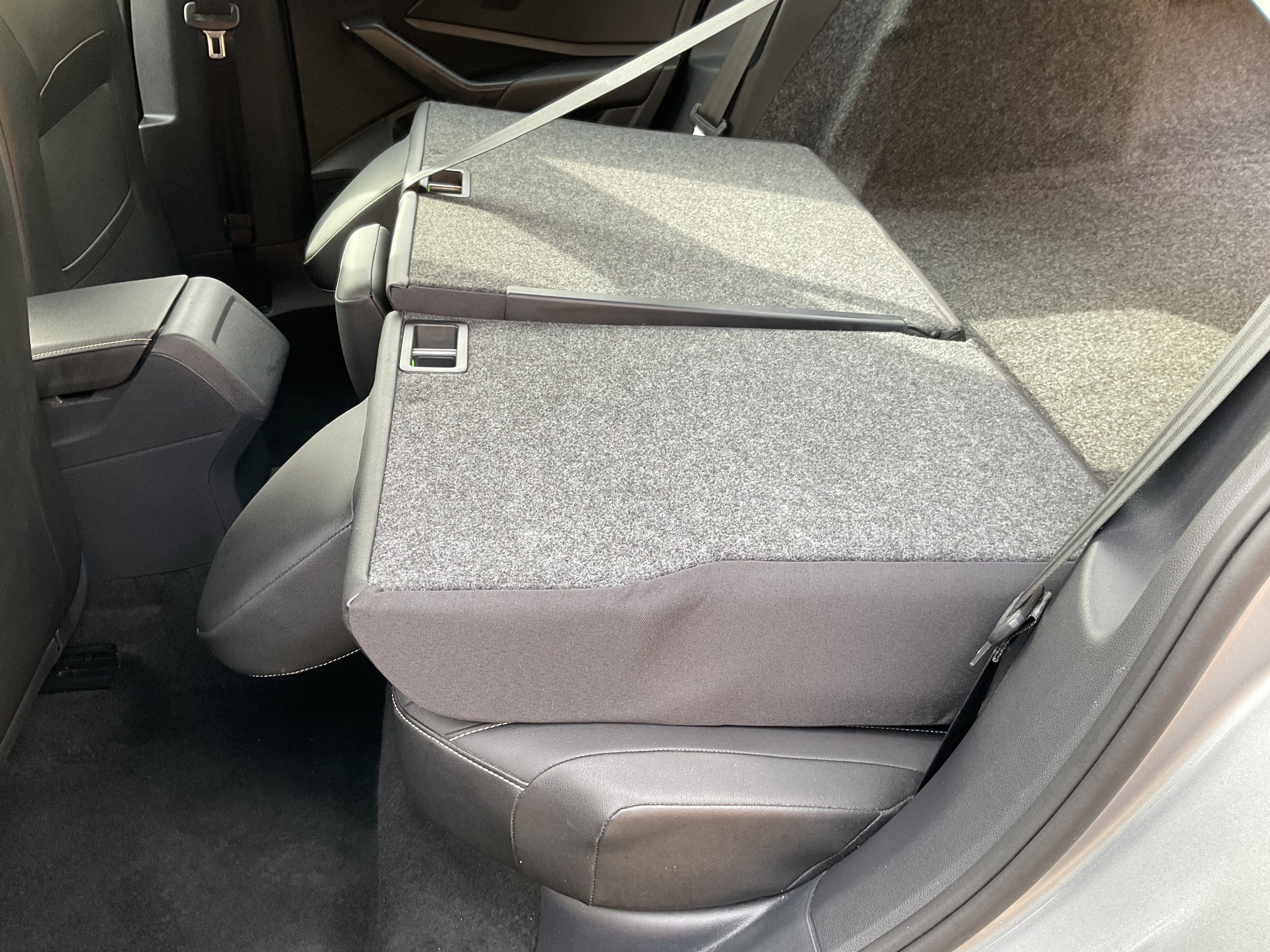 Used 2024 Volkswagen Jetta SE image 36