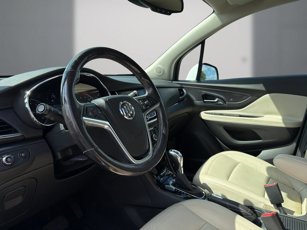 Certified 2019 Buick Encore Essence FWD image 13