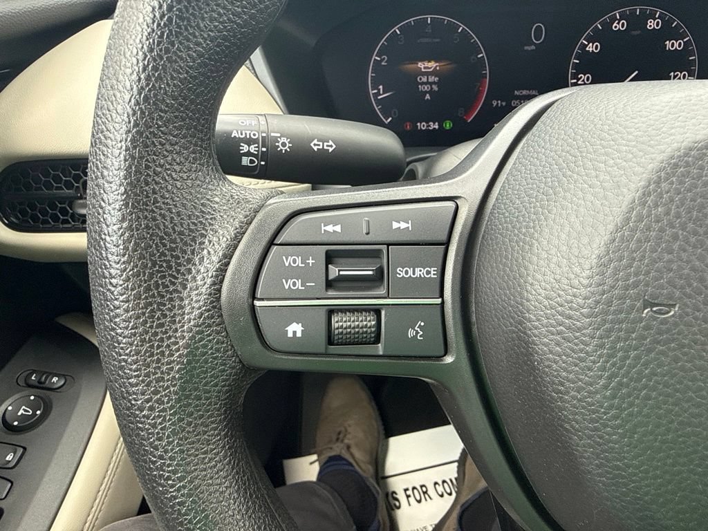 Used 2023 Honda HR-V LX image 18