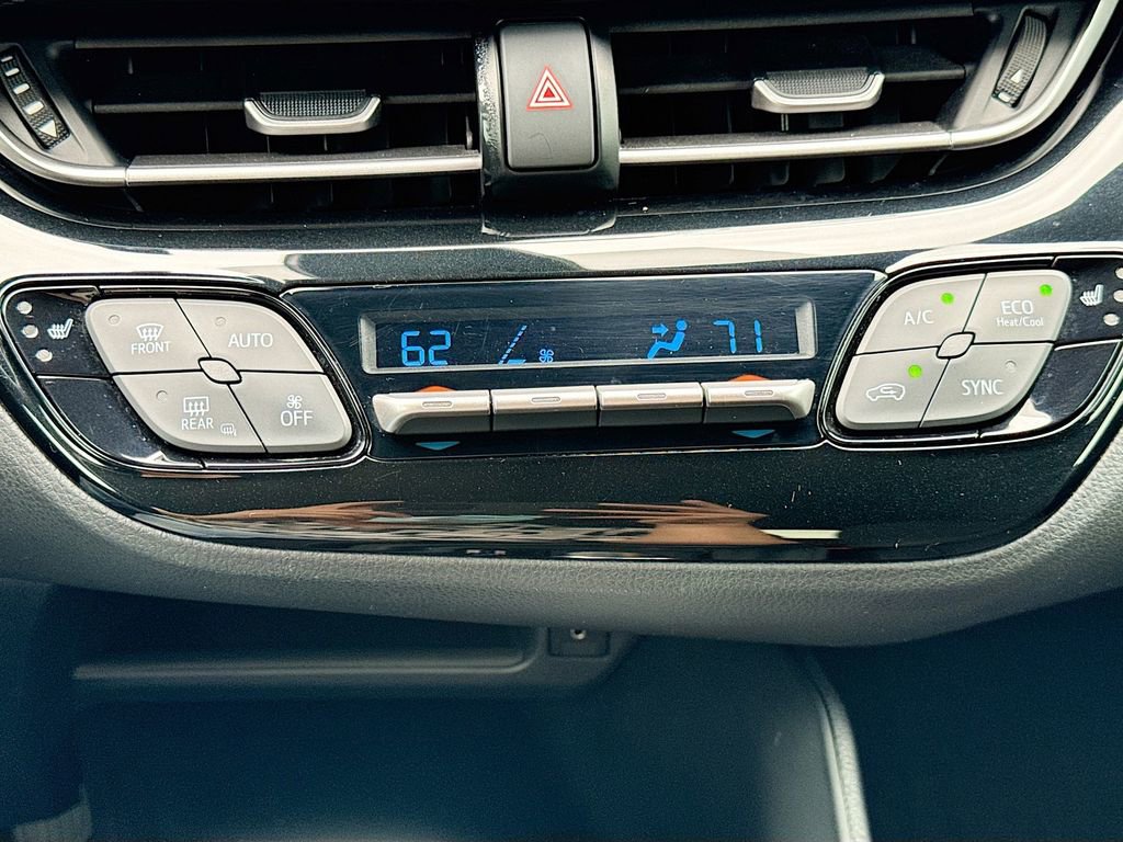 Used 2018 Toyota C-HR XLE FWD image 19