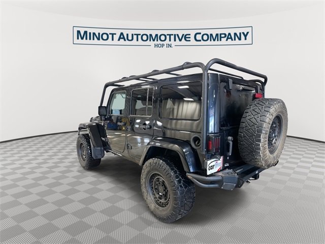Used 2015 Jeep Wrangler Unlimited Rubicon w/ Connectivity Group image 6