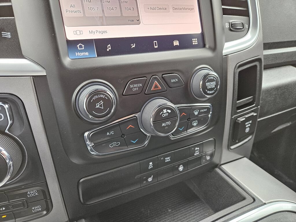 Used 2024 RAM 1500 Warlock AWD/4WD image 28
