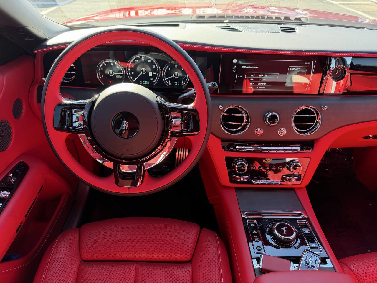 Used 2024 Rolls-Royce Ghost Base AWD 4dr Sedan image 32