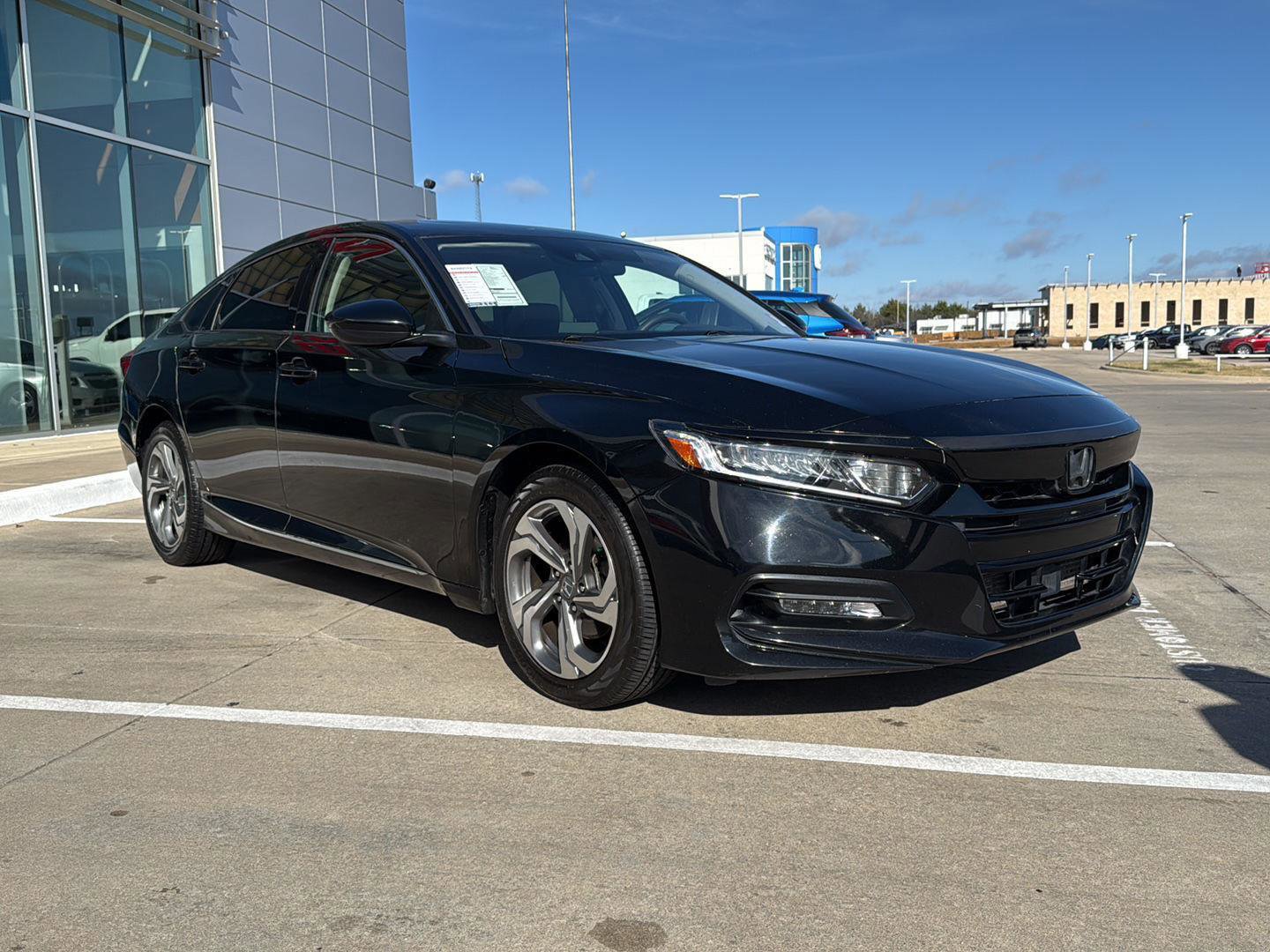 Used 2019 Honda Accord EX image 5