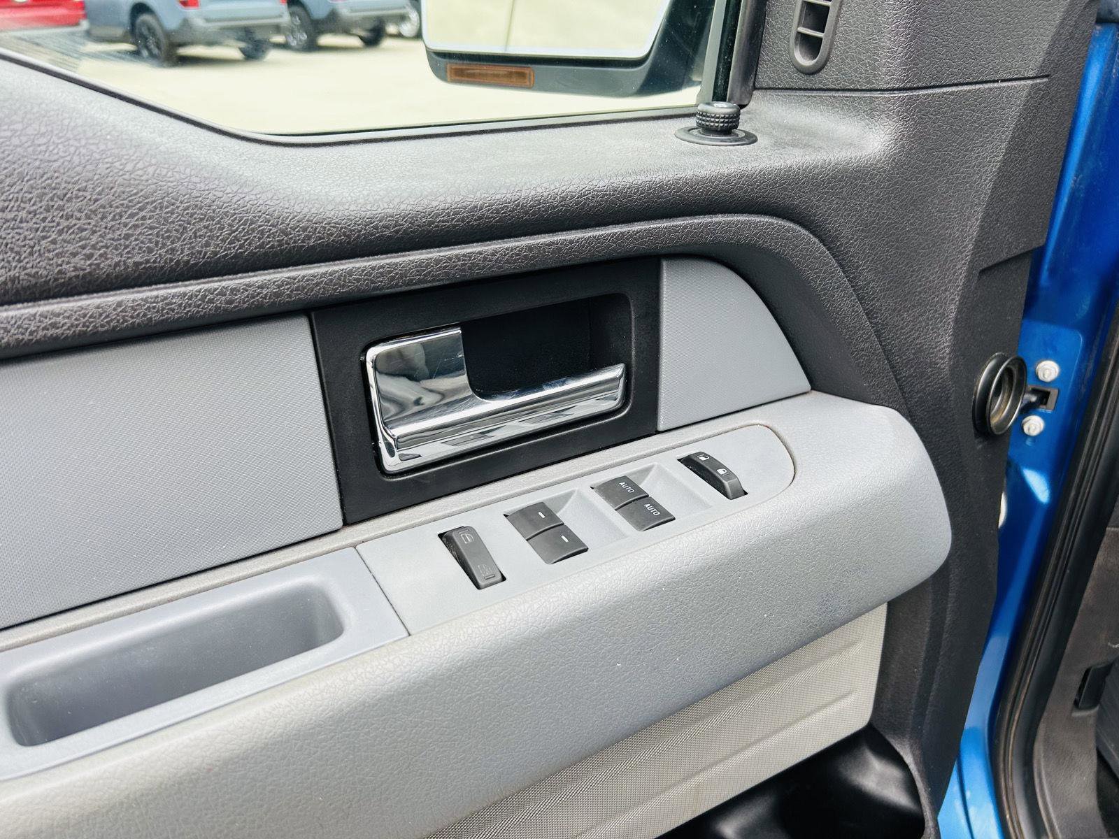 Used 2013 Ford F150 XLT w/ Luxury Equipment Group image 6