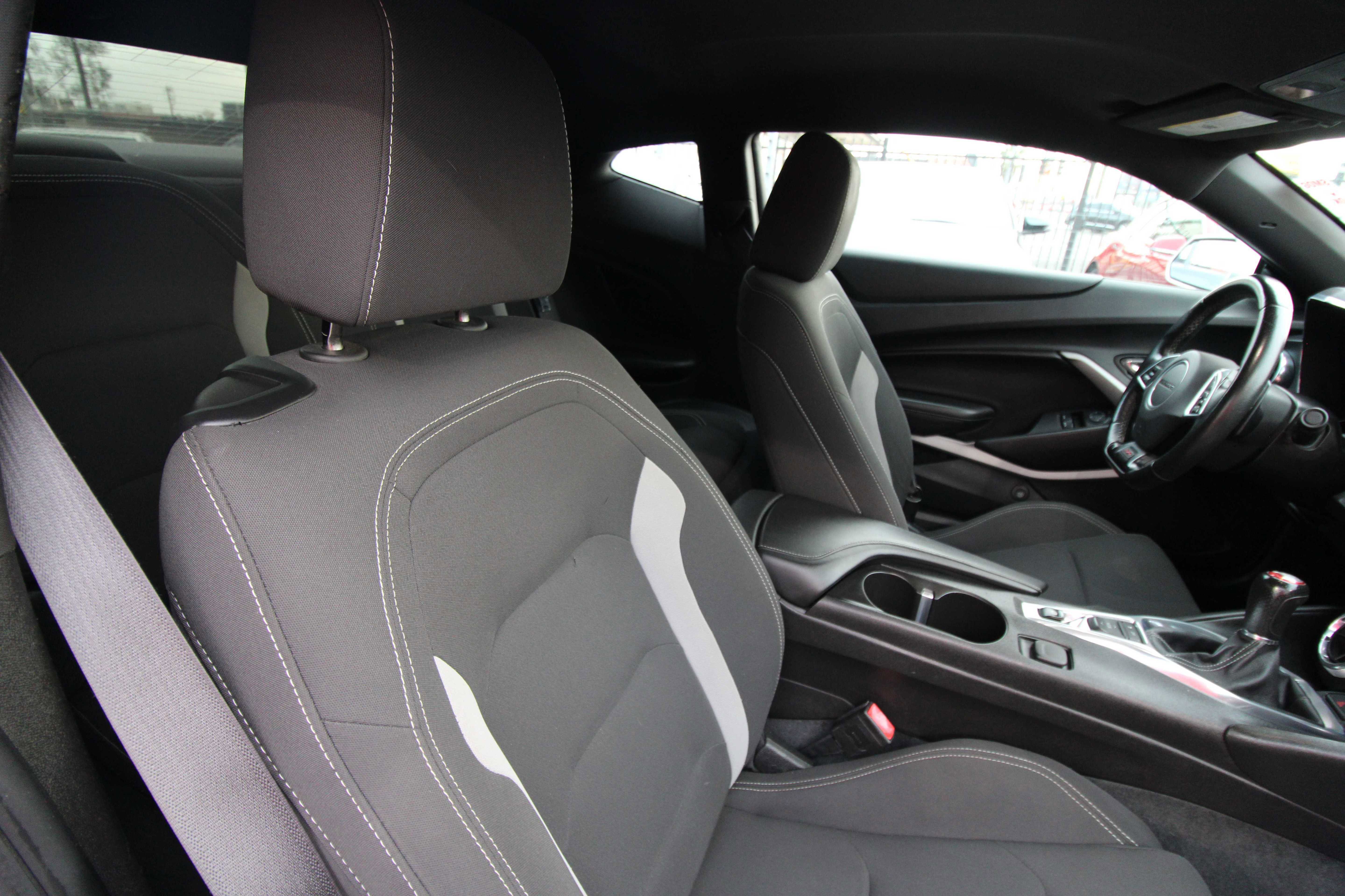 Used 2016 Chevrolet Camaro SS image 24