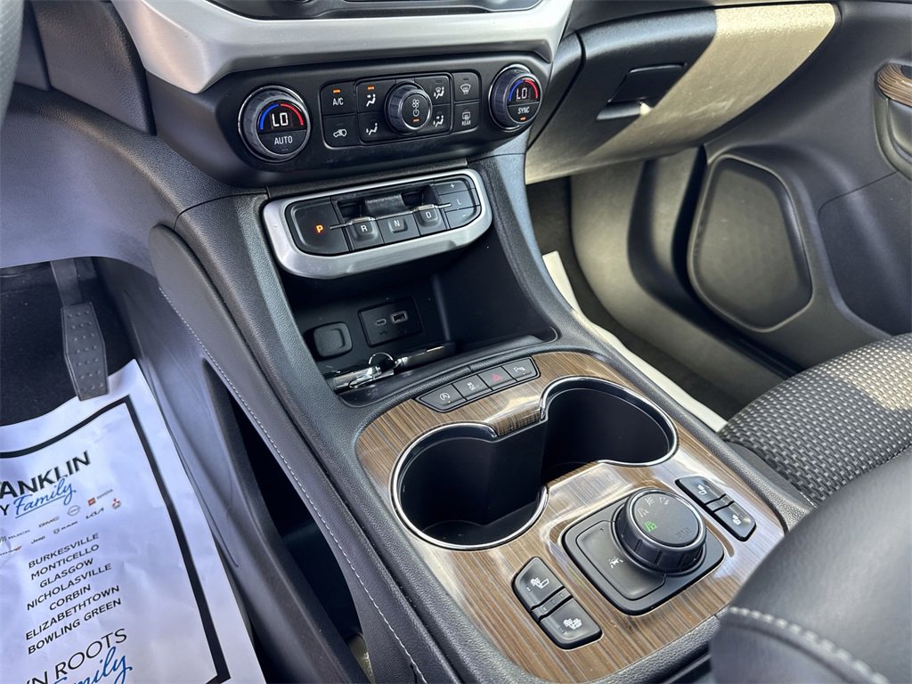 Used 2023 GMC Acadia SLE w/ Driver Convenience Package image 20