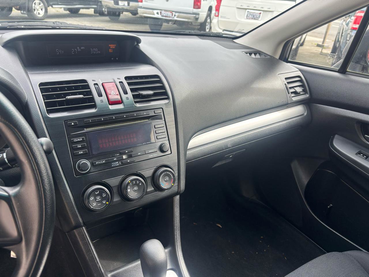 Used 2012 Subaru Impreza 2.0i image 4