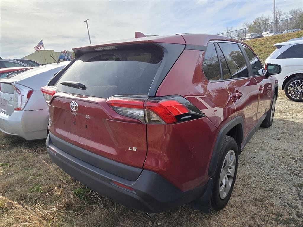 Used 2023 Toyota RAV4 LE image 4