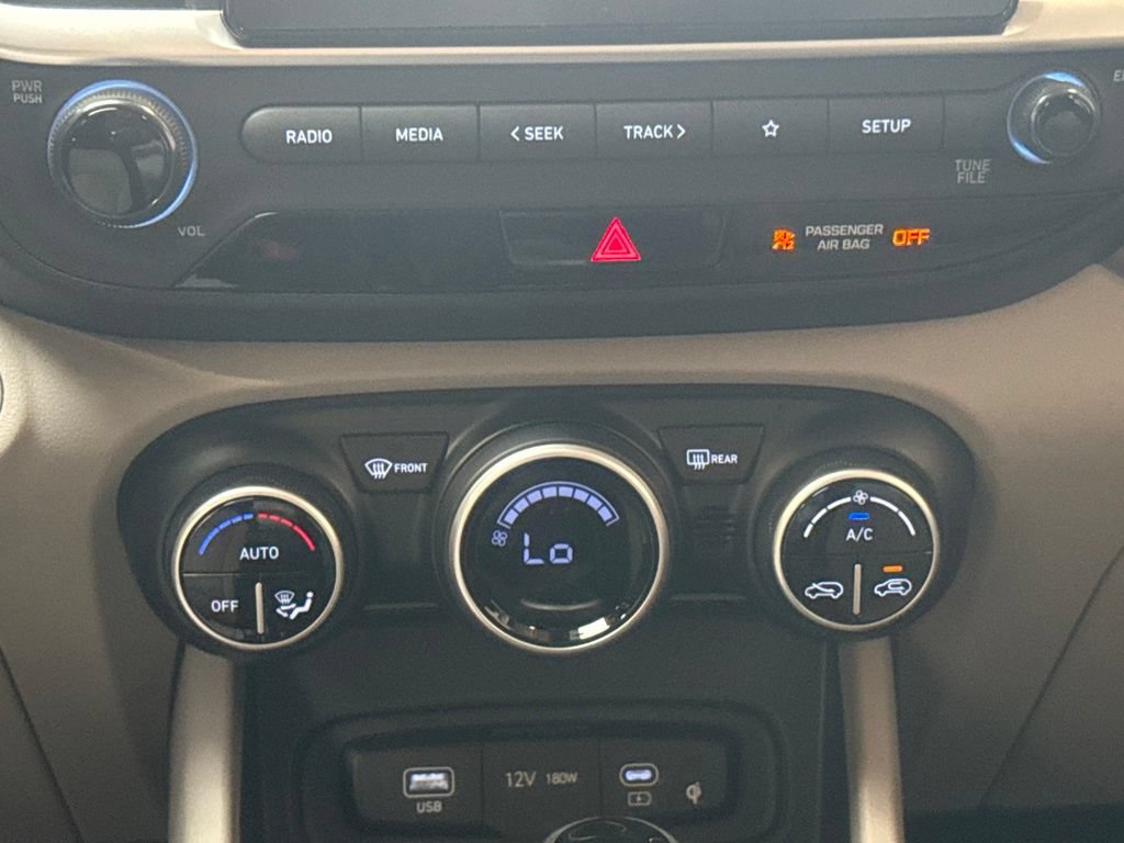 New 2026 Hyundai Venue SEL FWD image 16