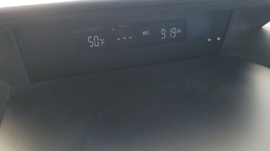 Used 2019 Subaru Impreza 2.0i Premium image 15