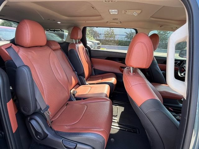 Used 2023 Kia Carnival SX Prestige FWD image 16