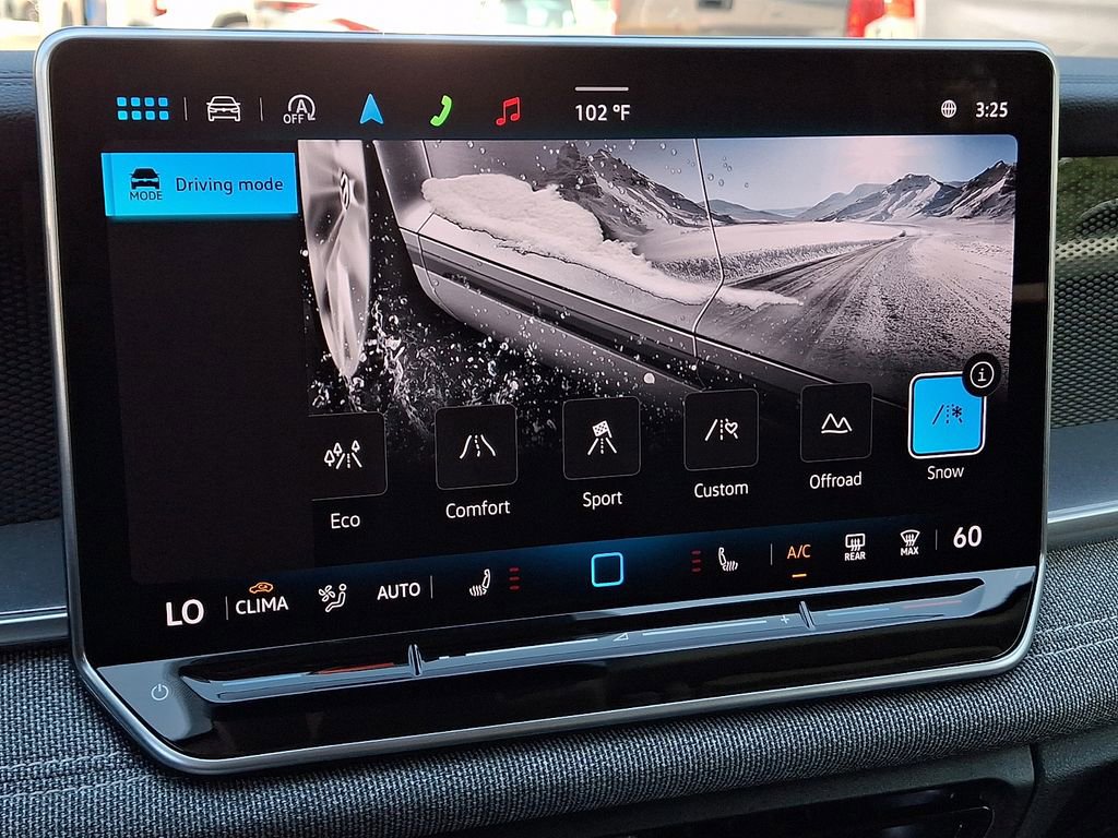 Certified 2025 Volkswagen Tiguan S AWD/4WD image 18