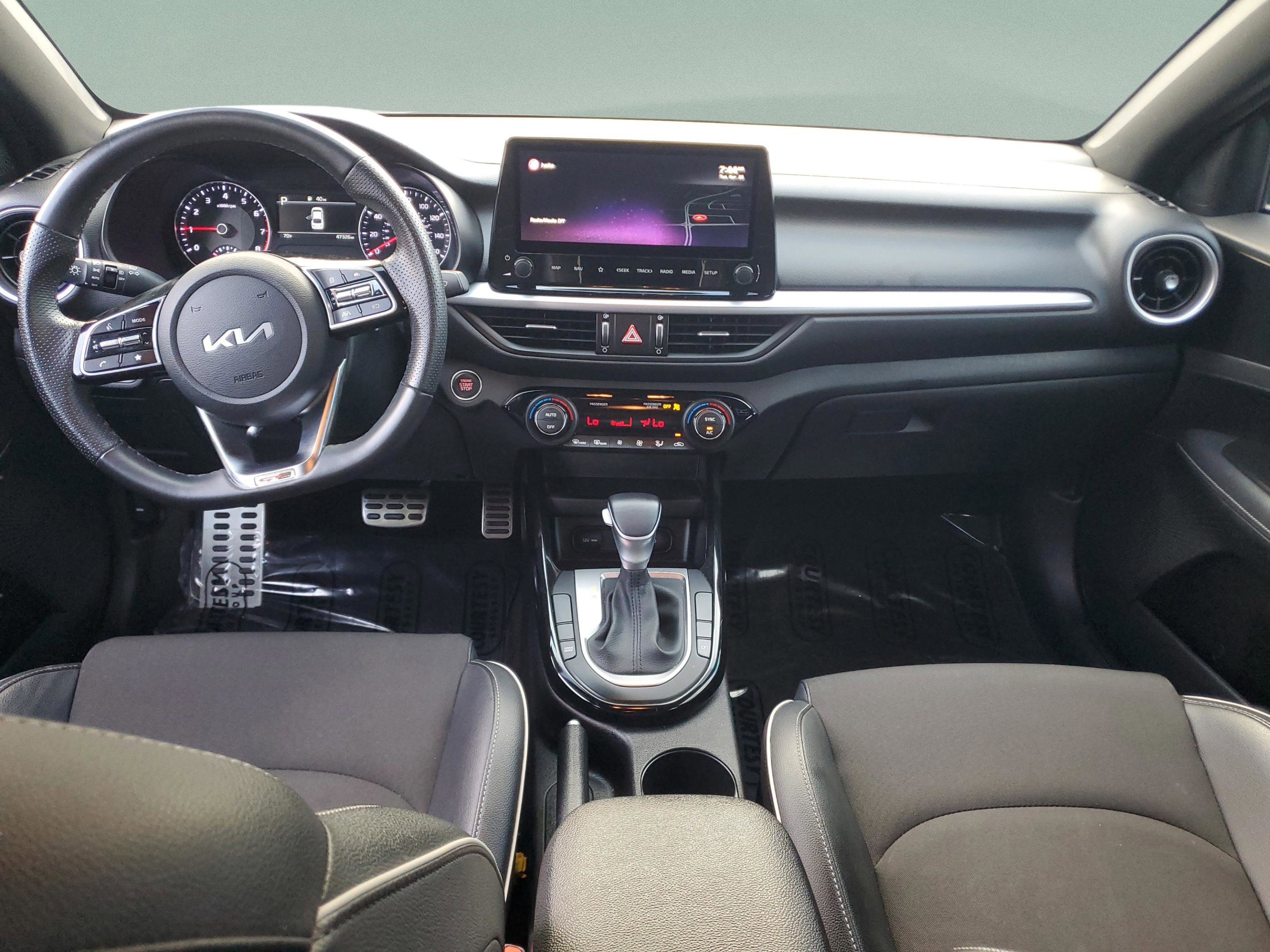 Certified 2022 Kia Forte GT-Line FWD image 9