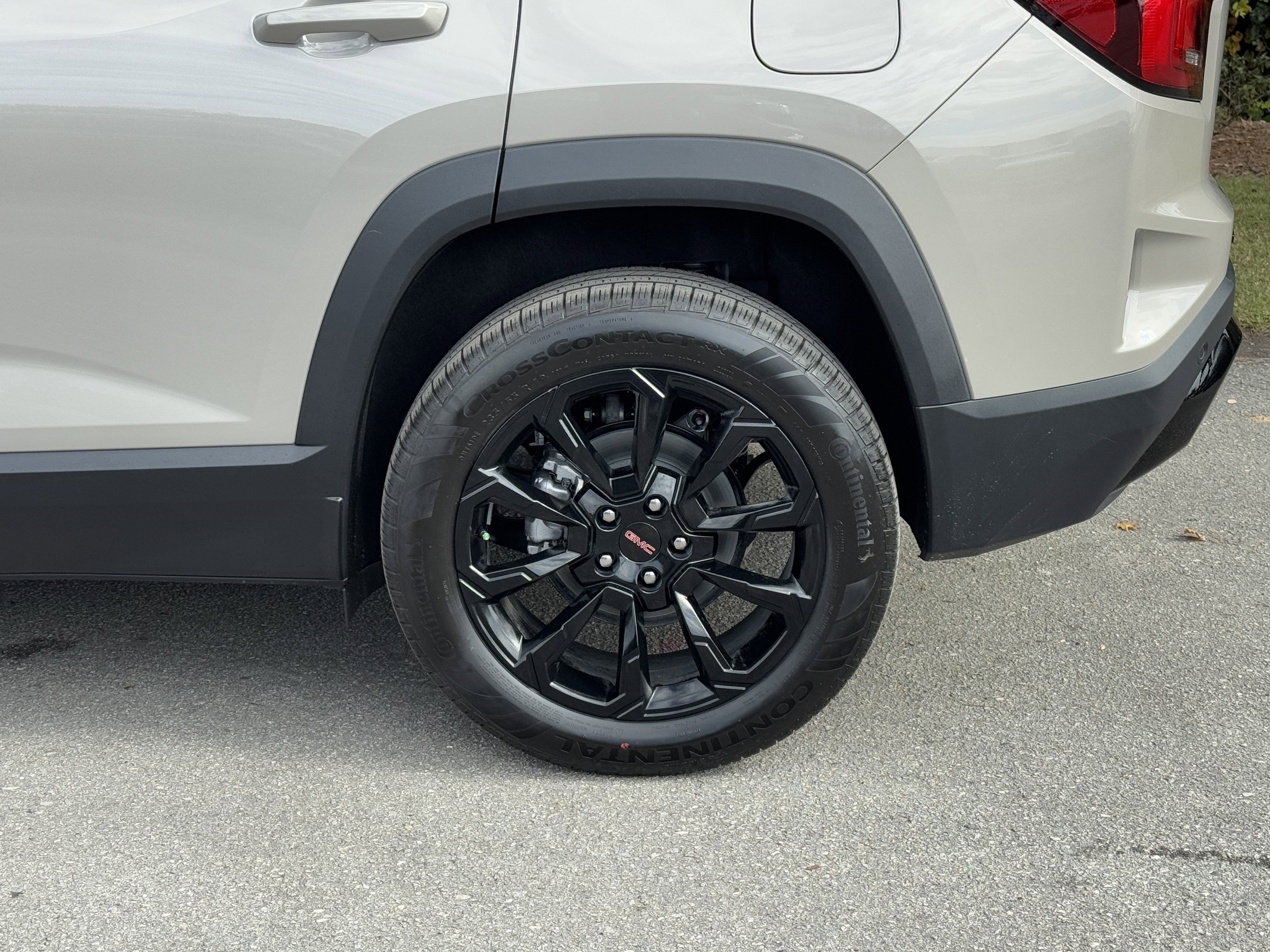 New 2026 GMC Terrain Elevation image 11