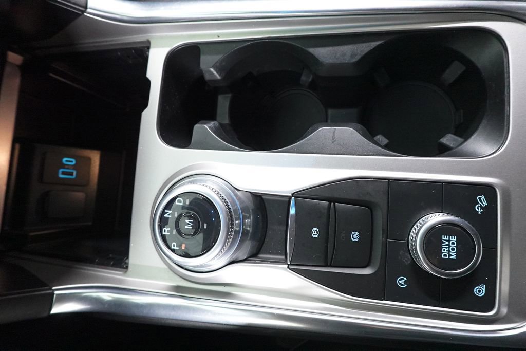 Certified 2020 Ford Explorer XLT w/ Equipment Group 202A image 20