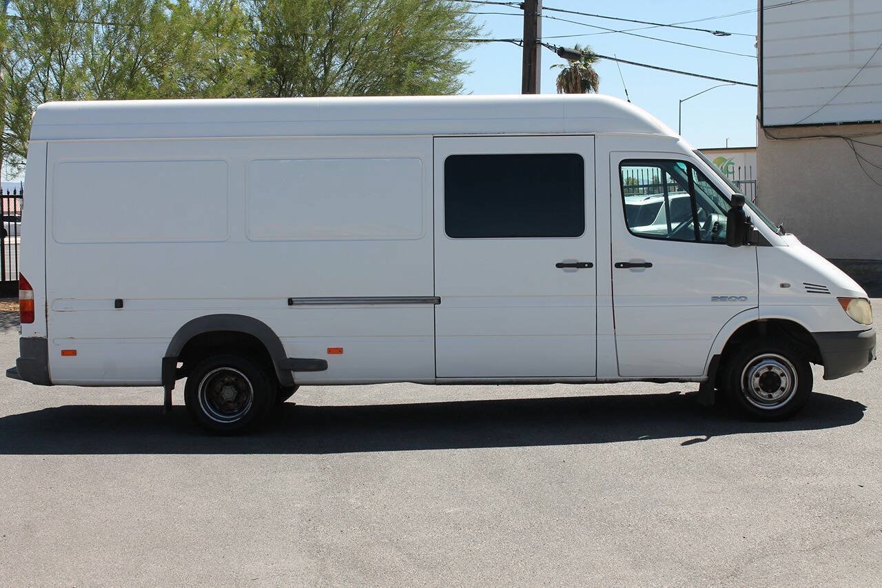 Used 2006 Dodge Sprinter 3500 w/ PWR Convenience Group RWD image 9