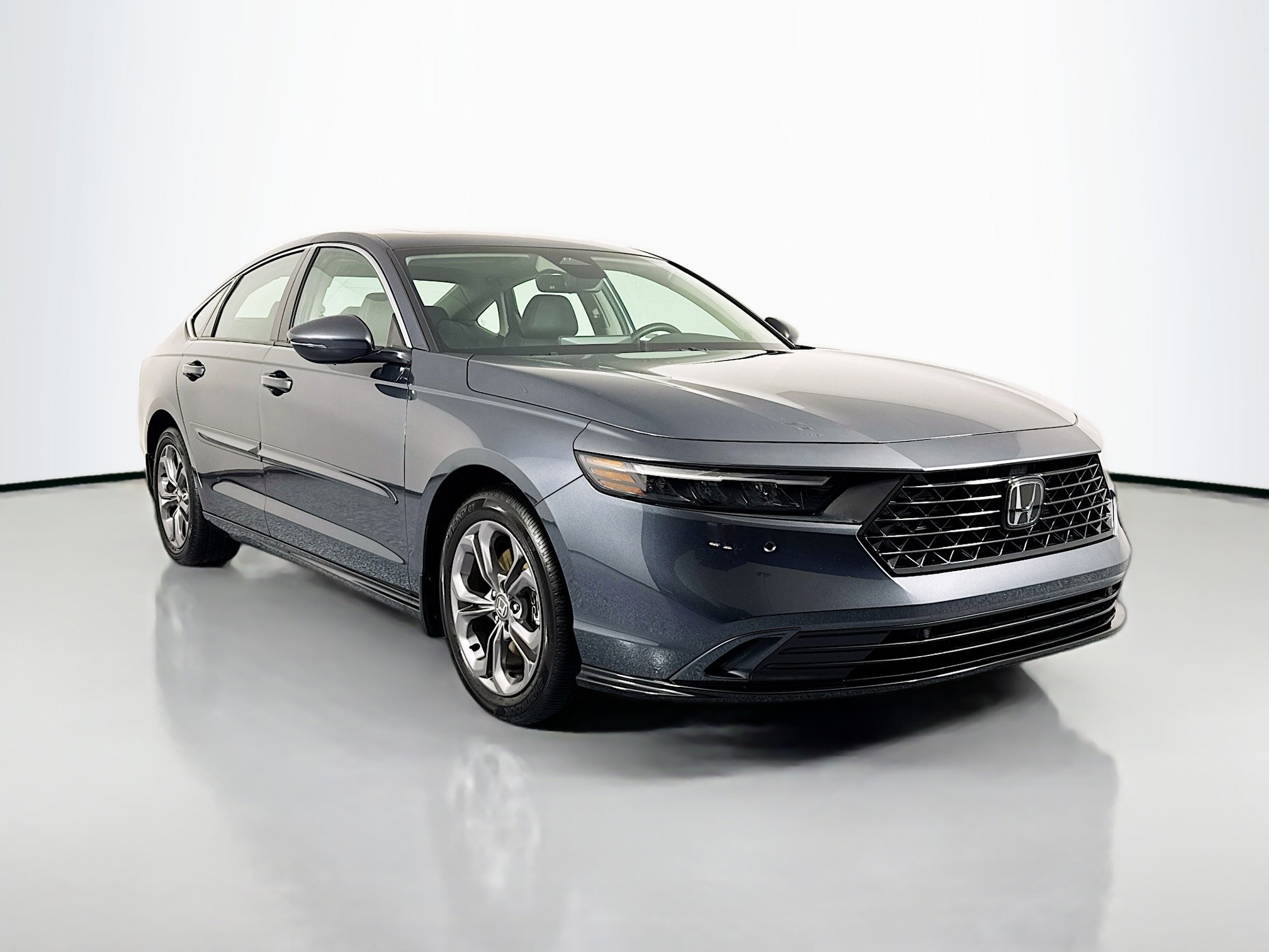 Certified 2023 Honda Accord EX-L image 3