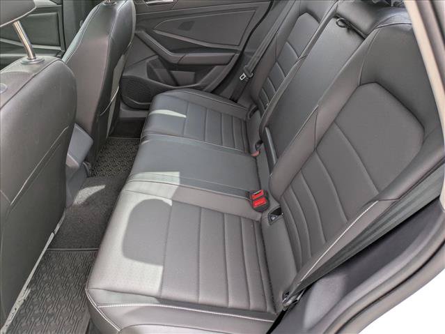 Used 2023 Volkswagen Jetta SE FWD image 18