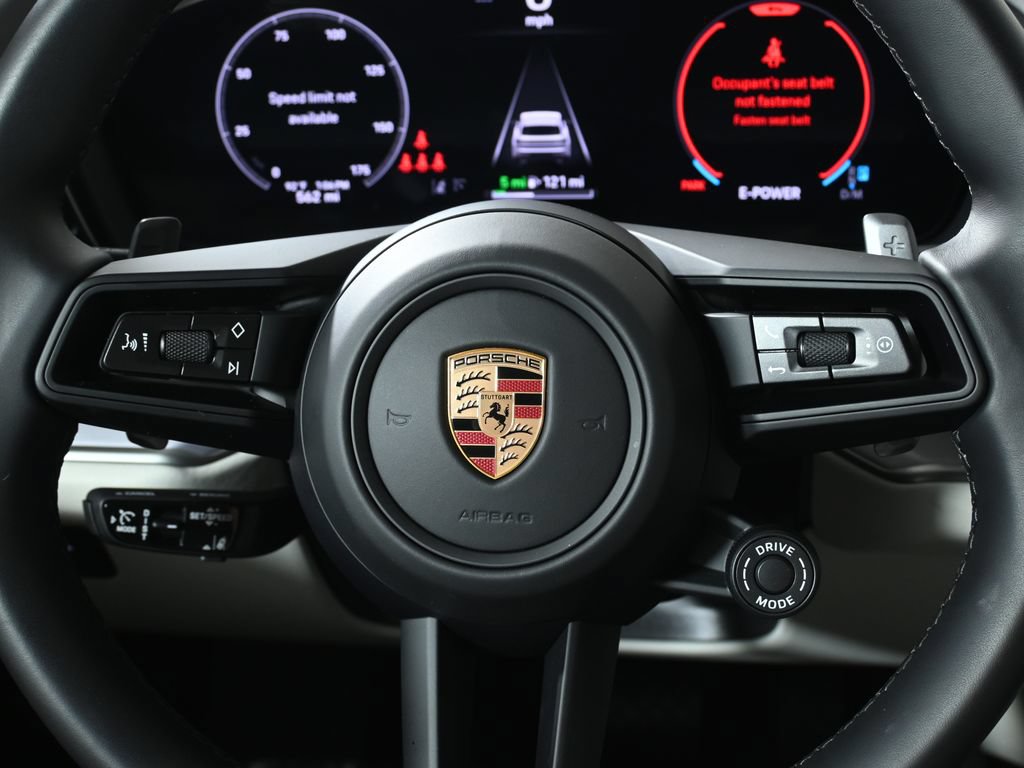Used 2026 Porsche Cayenne E-Hybrid AWD/4WD image 19