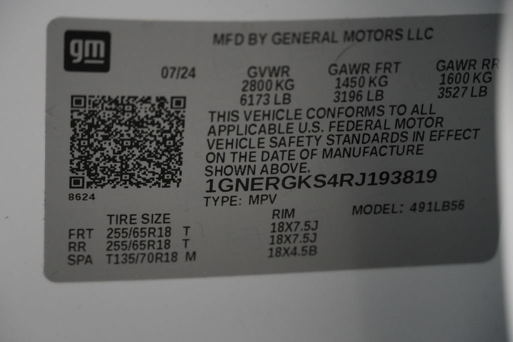 Certified 2024 Chevrolet Traverse LT w/ Trailering Package FWD image 44