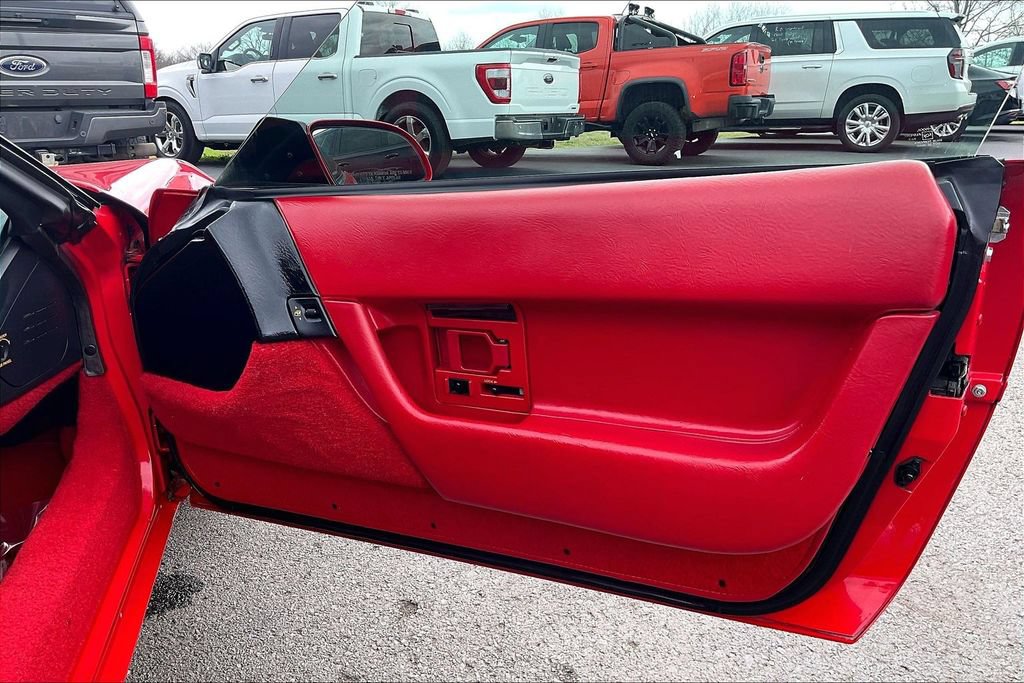 Used 1992 Chevrolet Corvette Convertible RWD image 26