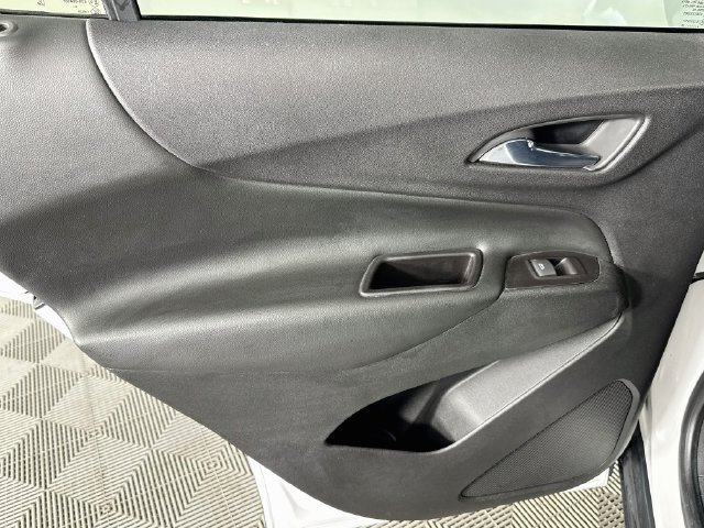 Used 2020 Chevrolet Equinox LT FWD image 23