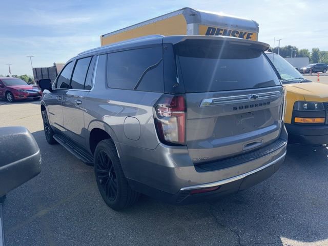 Used 2022 Chevrolet Suburban LS AWD/4WD image 4