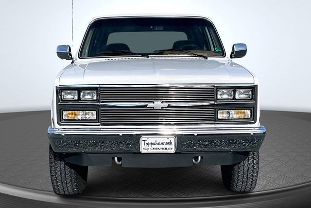 Used 1990 Chevrolet Blazer Base image 2